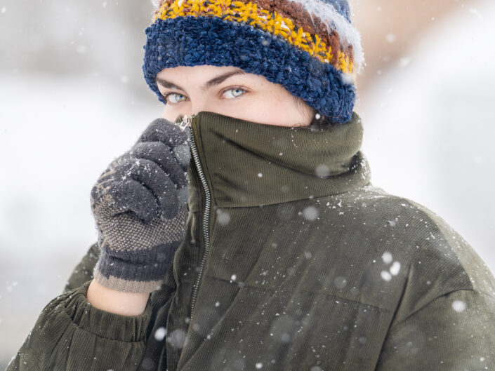 Stadtleben im Schnee: Alltägliche Wunder der Winterzeit